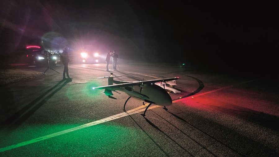 The Orca has a small wingspan in relation to its payload, enabled partly by the hybrid VTOL configuration that allows it to tolerate a relatively high stall speed