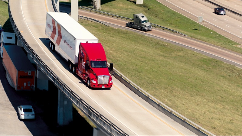 By operating only on freeways and other roads where pedestrians and cyclists aren’t allowed, Kodiak’s self-driving trucks can deliver freight within safe, controlled operating conditions