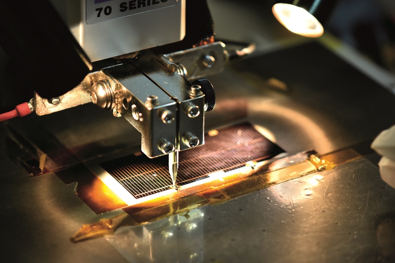 Productionised triple-junction solar cells made from InGaP, GaAs and InGaAs can currently achieve 30% power conversion efficiency in AM1.5 condition(Courtesy of Microlink Devices)