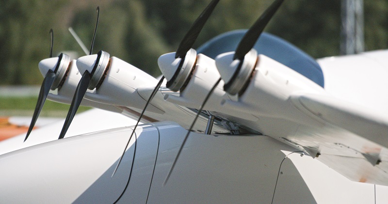 The Aero2 features five electric motor-prop pairs – four on the wing, and one at the tail