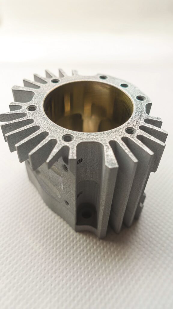 The cylinders are CNC-milled from T6 aluminium separately from the heads for thermal efficiency