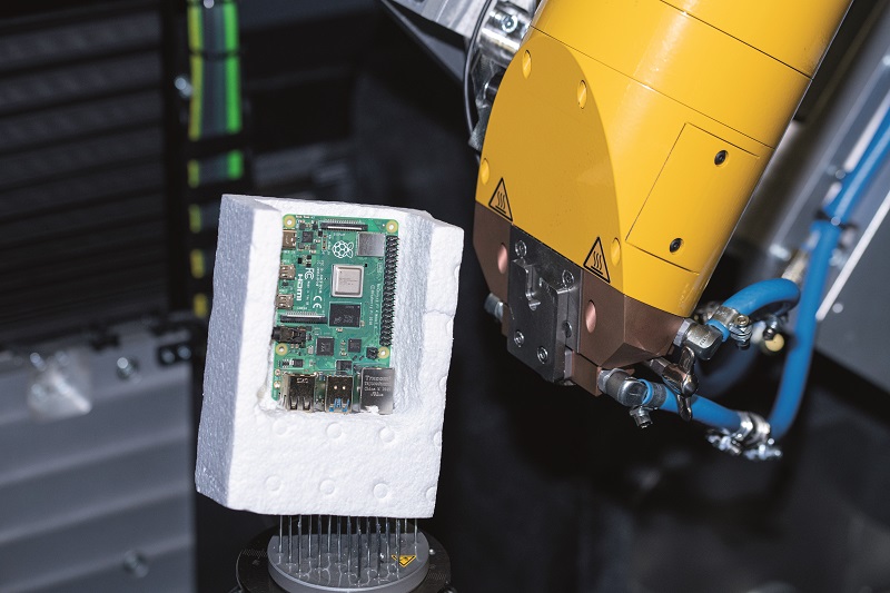 maXerial’s technology being used to scan a PCB system