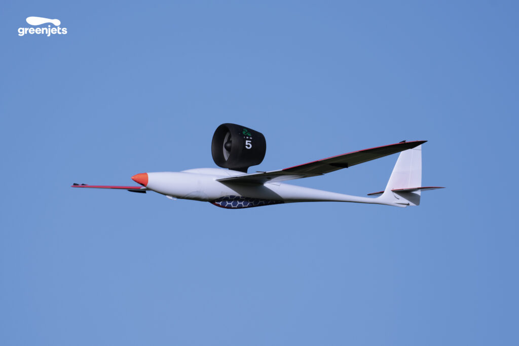 The first electric ducted fan from greenjets is the ipms which produces 5kgf of thrust
