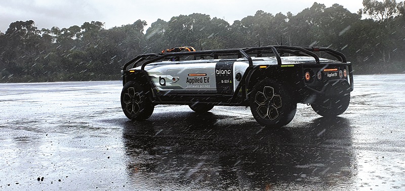 Having estimated that 50% of vehicle costs stem from the driver-cockpit area, Applied EV has engineered the Blanc Robot as a cockpit-less platform for making fully uncrewed UGVs