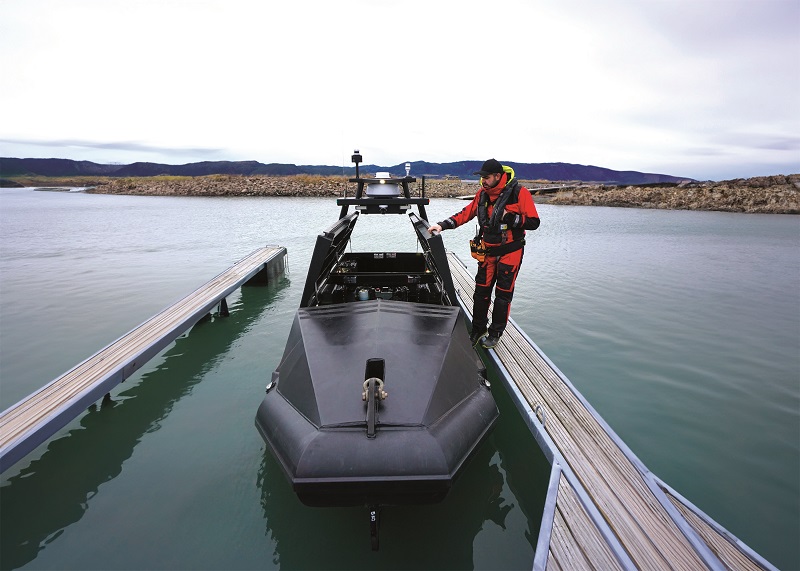 Maritime Robotics has designed for a wide, open space inside the hatch for easy cargo loading, unloading and powertrain inspection
