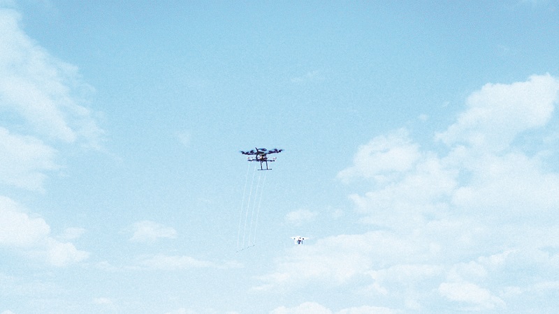 The four-corded ‘net’ is used for non-destructive tangling and capture of hostile drones by the Goshawk, which snares them from above