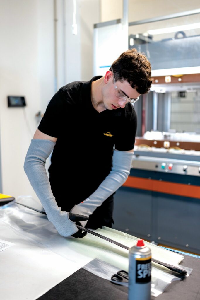 Mejzlik continues to forge ahead with its carbon helicopter propeller-blade engineering and its new hot-press production facility