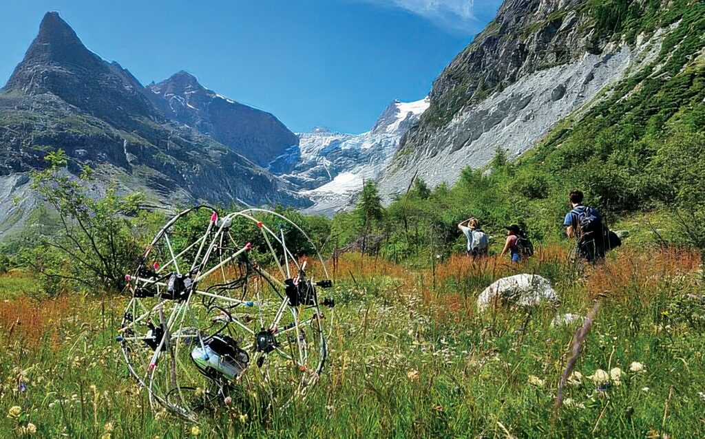 The GOAT robot can change form a rover to a sphere