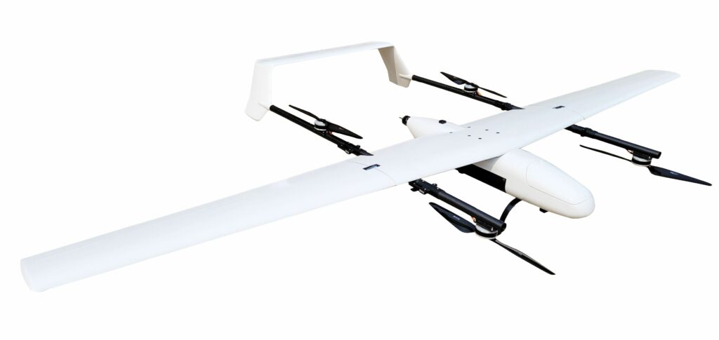General arrangement of the E455 shows the outrigger booms that carry all four VTOL motors, with the front pair below the booms and the rear pair above them. On PAU’s aircraft, the booms also support situational awareness cameras