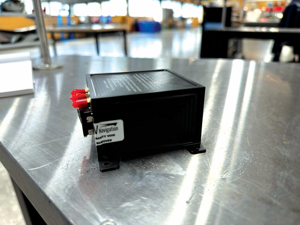 The Airboxer uses UAV Navigation’s VECTOR 600 autopilot, developed in accordance with DO-178C and featuring autorotation software (among other autonomous safety functions)