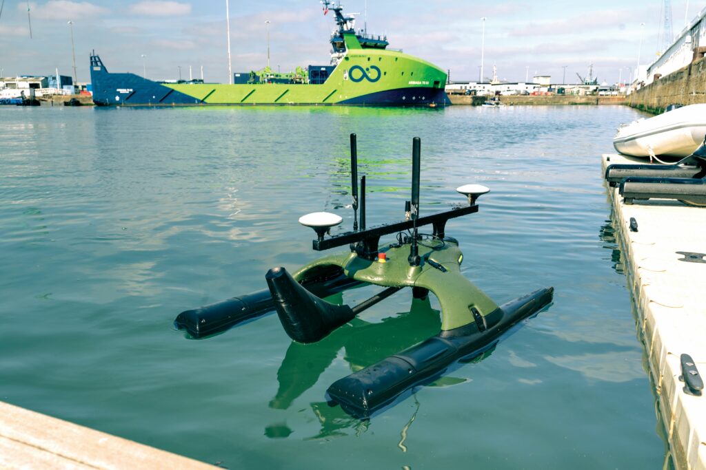 The Sonobot 5 can now integrate a retractable USBL arm for aiding the UUV’s navigation and range, with lengthy r&d going into its reliability and hydrodynamics